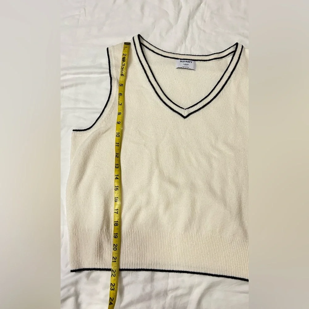 Women’s OLD NAVY sweater vest. Size XL Petite. - Picture 5 of 5